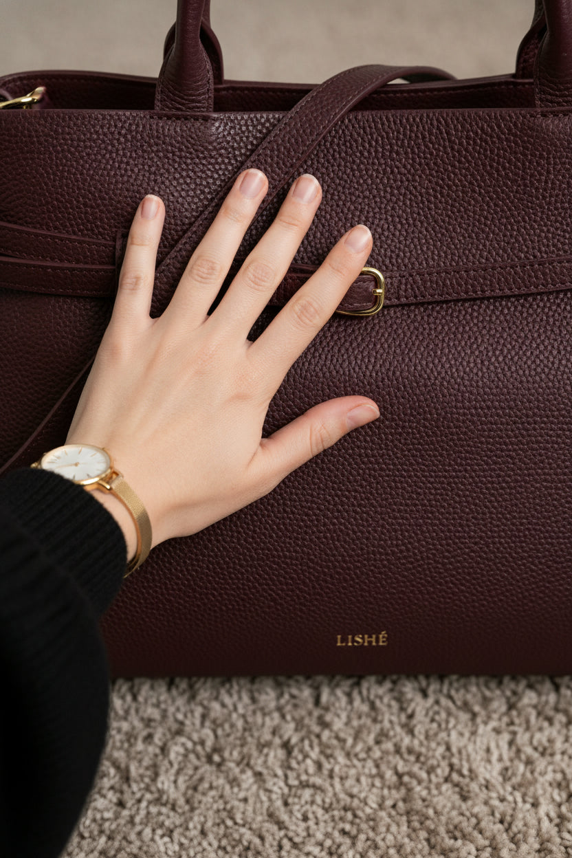 Mastering Minimal: The Only Leather Bag Style You Truly Need