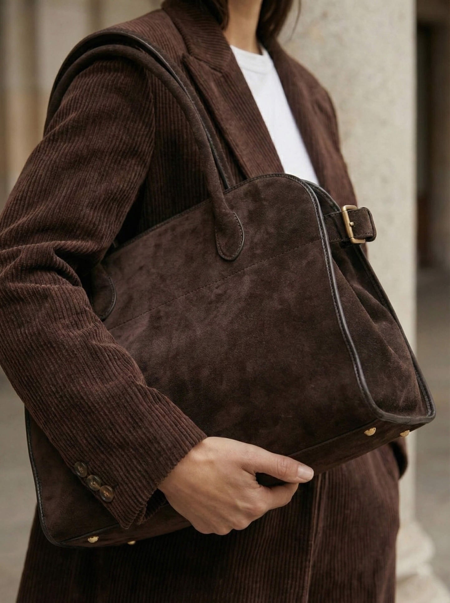 LISHÉ Vira Moka Suede